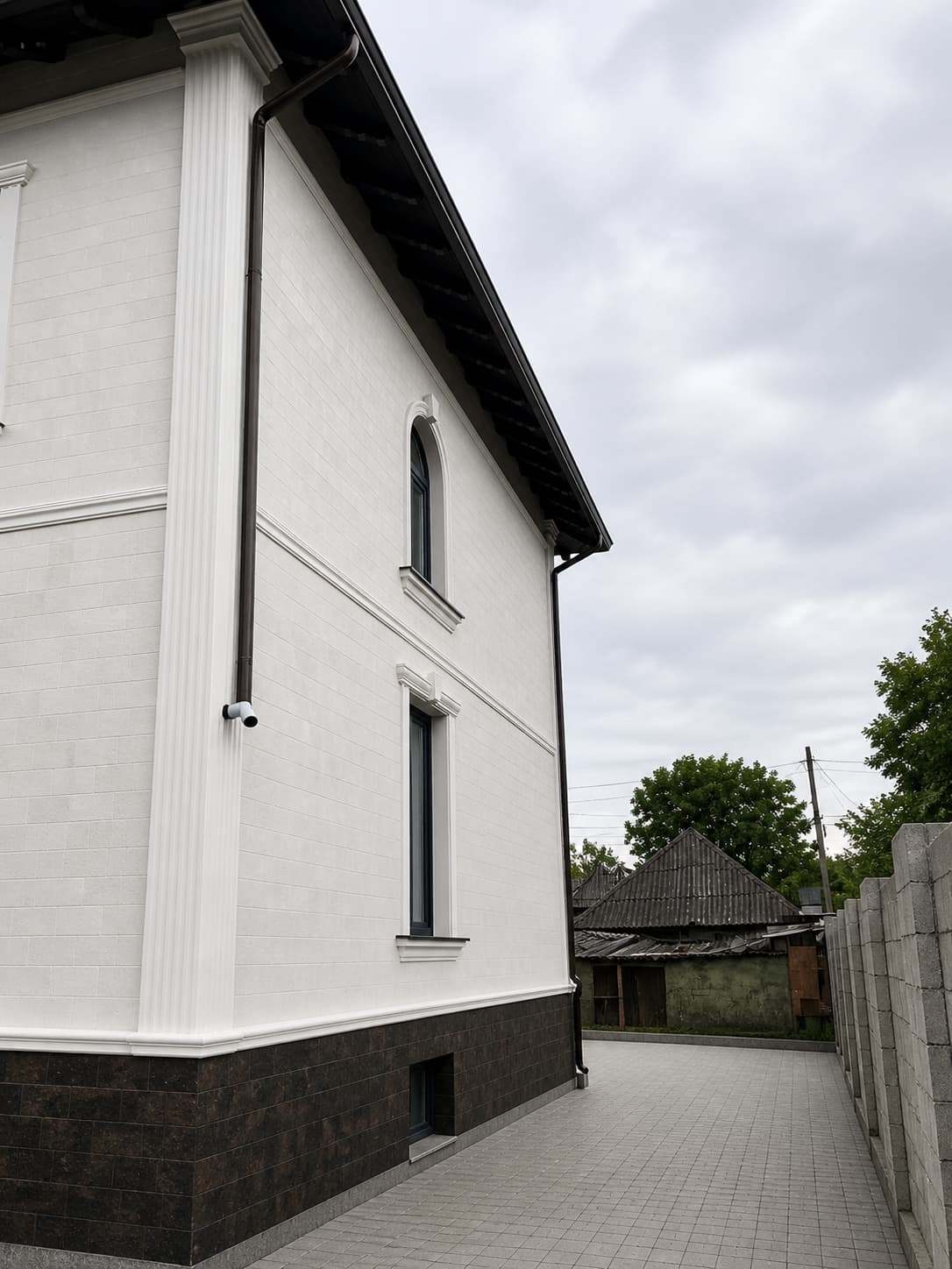 Gresie flexibilă pentru fațada - casă privată in Balti — 2