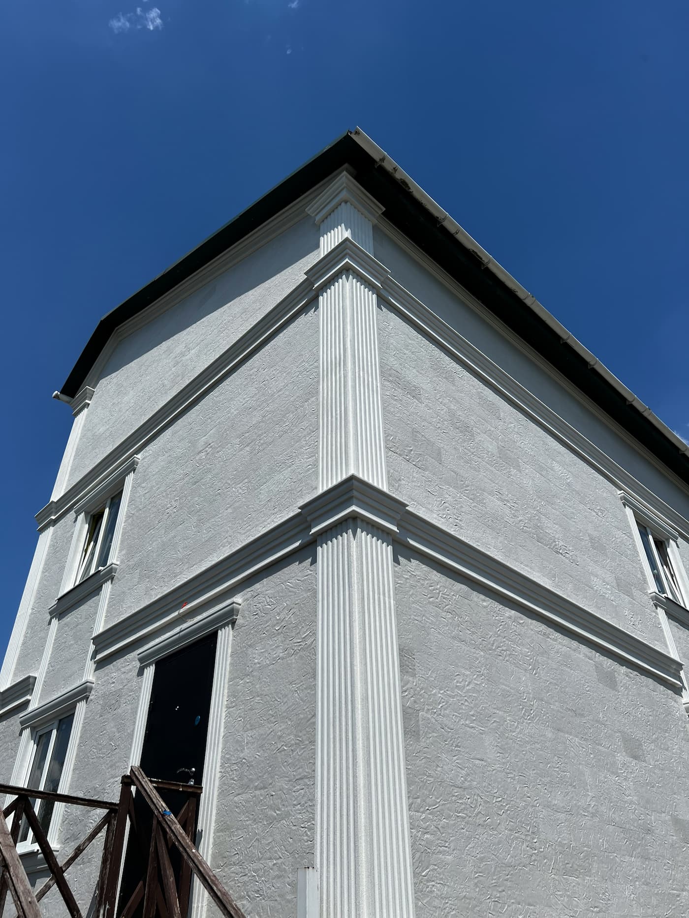 Casa privată pe Telecentre - fațada din faianță flexibilă — 5