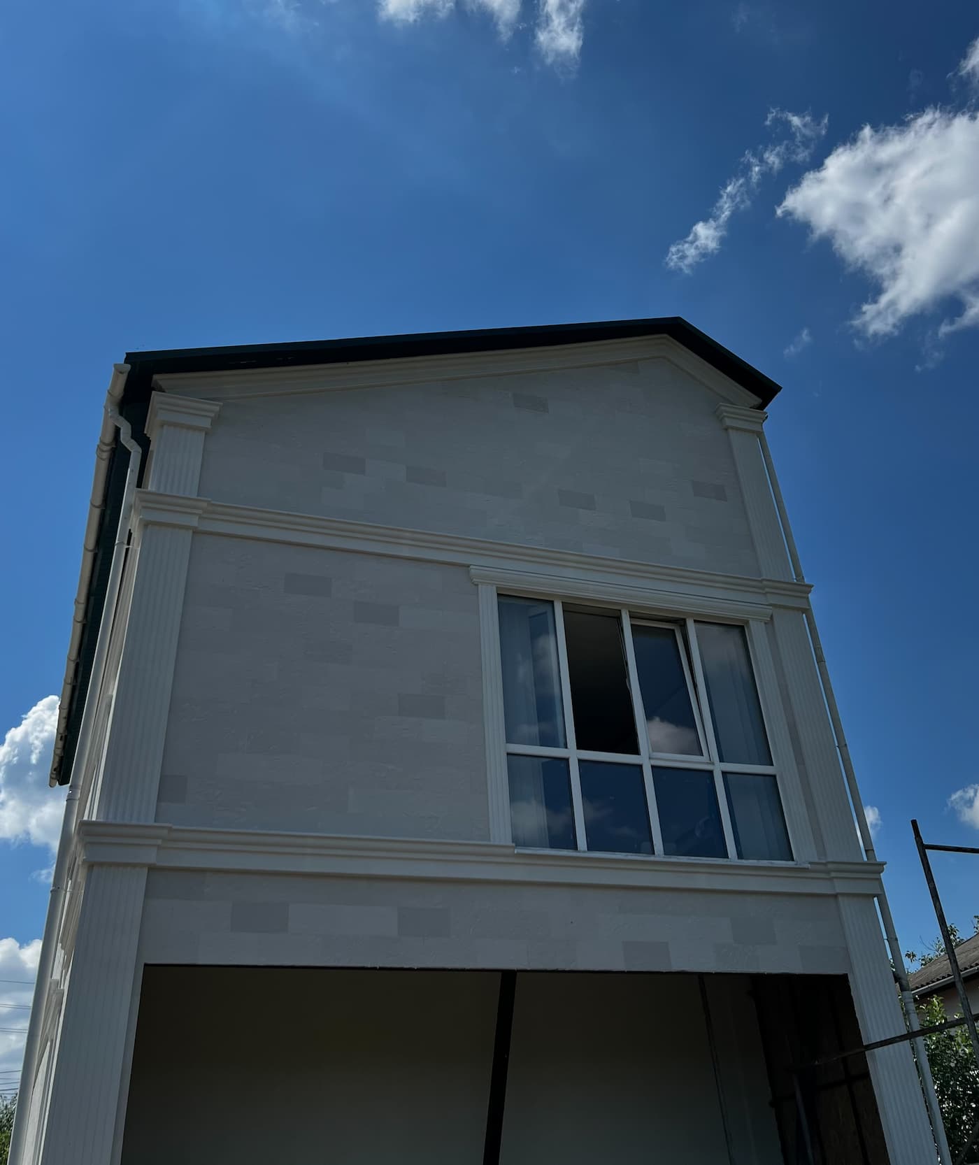 Casa privată pe Telecentre - fațada din faianță flexibilă — 6
