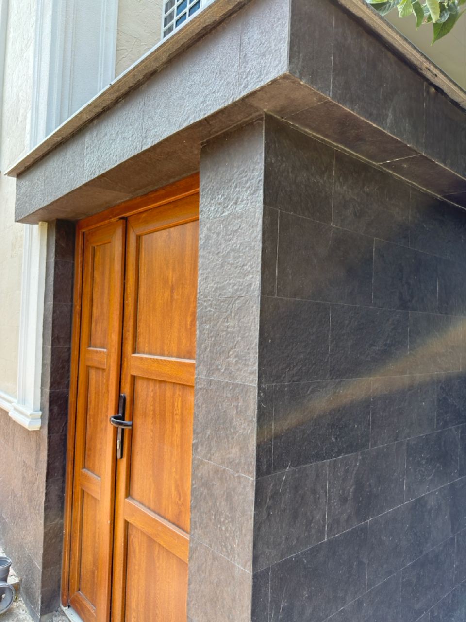 Gresie flexibilă fațada Pletaflex – casa in Costesti — 15