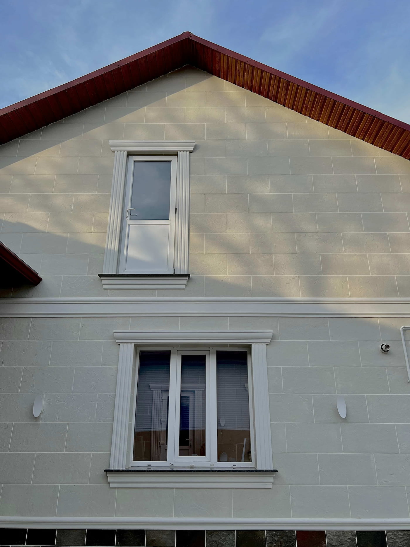 Gresie flexibilă Pletaflex – casă privată in Vatra — 1